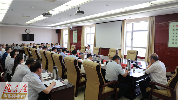 盧小亨在黨史學(xué)習(xí)教育專題黨課上強調(diào) 從百年黨史汲取奮進(jìn)力量 譜寫慶陽高質(zhì)量發(fā)展新篇章