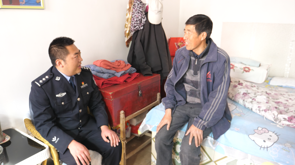 還清30元欠款！寧縣公安助92歲平涼老人完成60年心愿