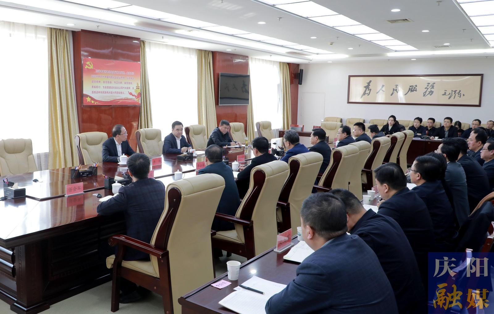 黃澤元在市直組織人事系統(tǒng)干部大會上強調 錘煉政治品格扎實作風高強本領 為高質量發(fā)展提供堅強組織保證