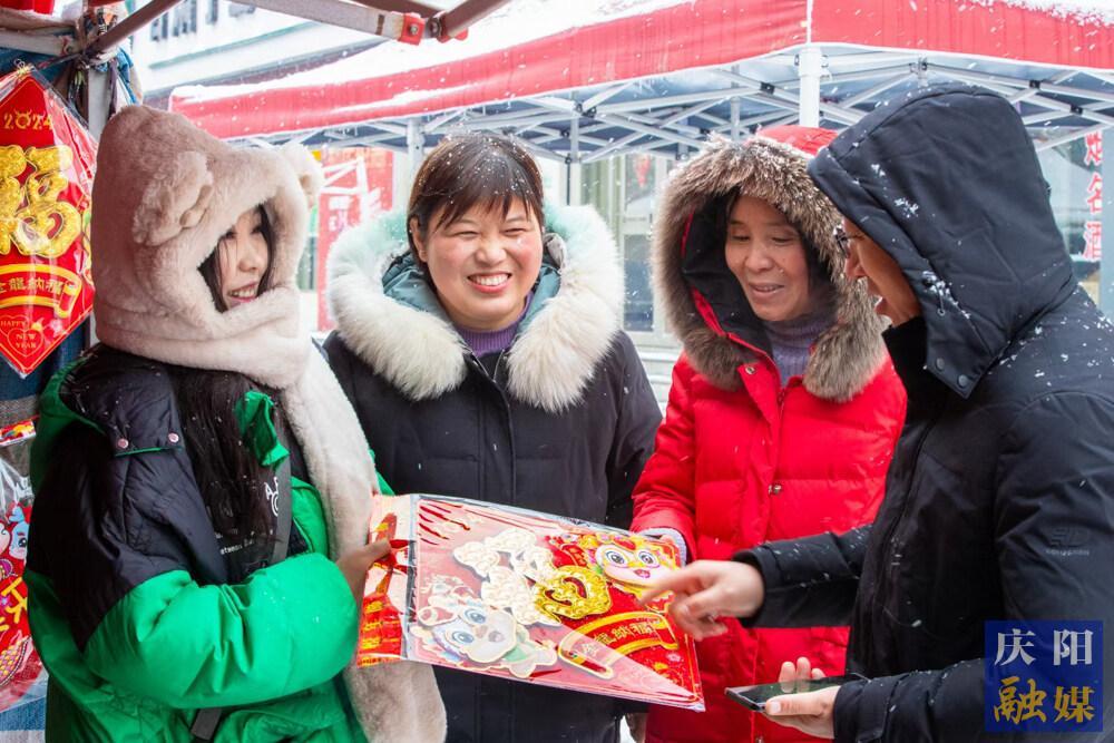 【攝影報道】趕年集，備年貨，歡天喜地過大年