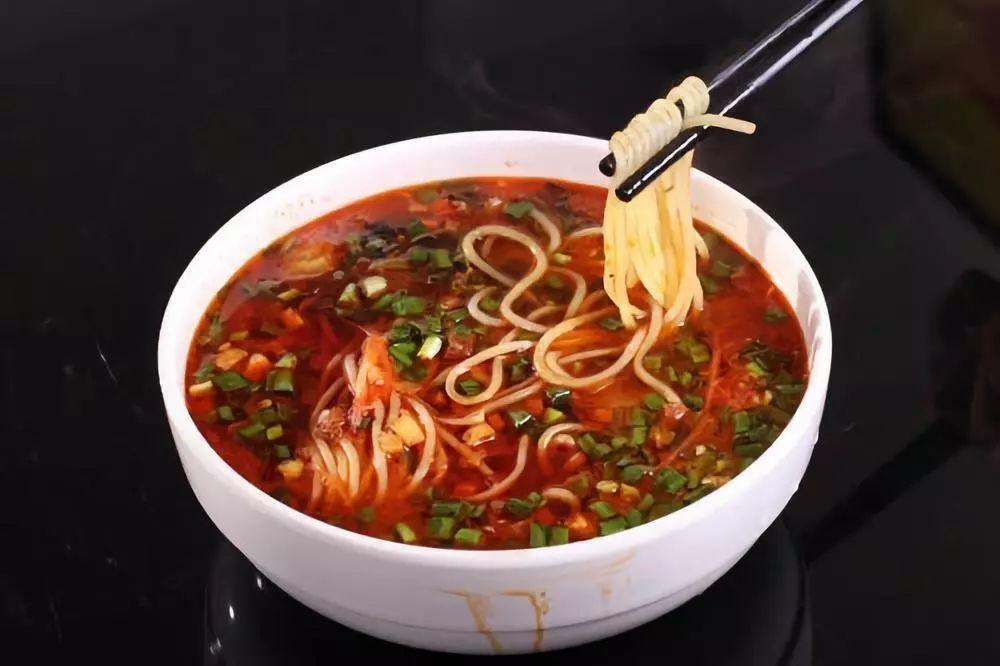 吃完天水麻辣燙？下一站，慶陽饸饹面！