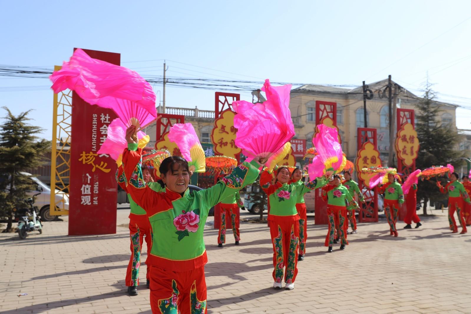 寧縣全民健身志愿服務(wù)隊(duì)開展 “紅紅火火過大年”全民健身志愿服務(wù)活動(dòng)