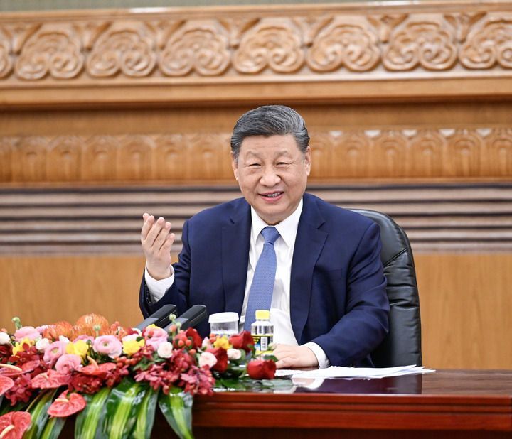 一見·通過這場會見，讀懂中國何以被視為“確定性的綠洲”