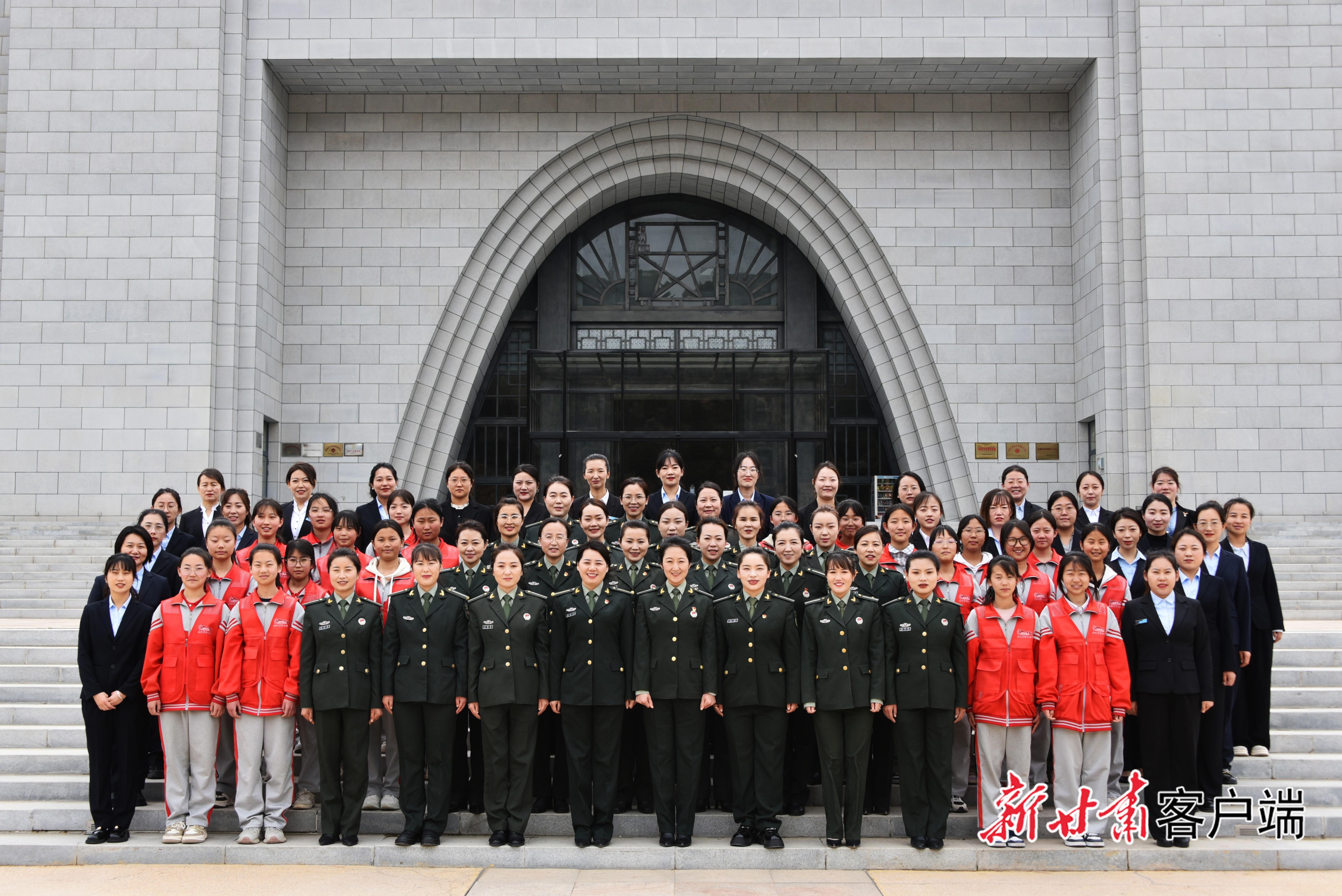 我省1個(gè)集體獲2025年度中國(guó)青年五四獎(jiǎng)?wù)录w榮譽(yù)稱號(hào)，16人獲2025年度新時(shí)代青年先鋒獎(jiǎng)