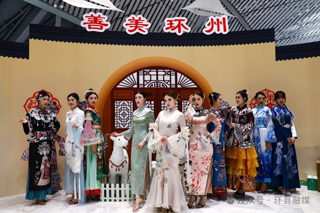 【攝影報(bào)道】環(huán)縣非遺皮影創(chuàng)新演繹！皮影服飾首秀莫干山